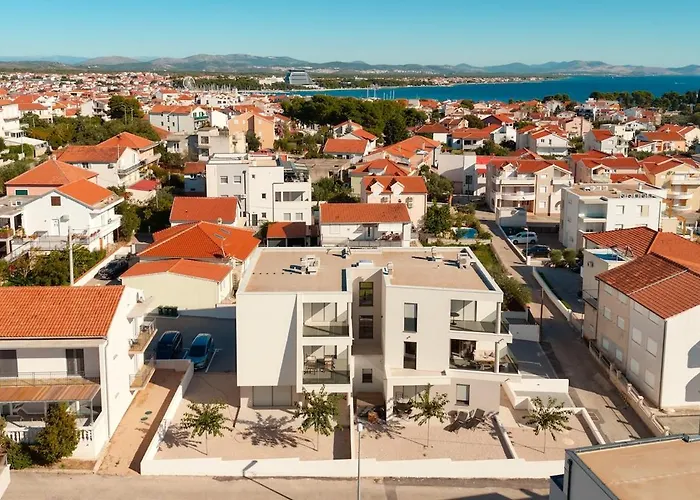 Sea & Sky - Boutique Sea View With Large Terrace Apartment *