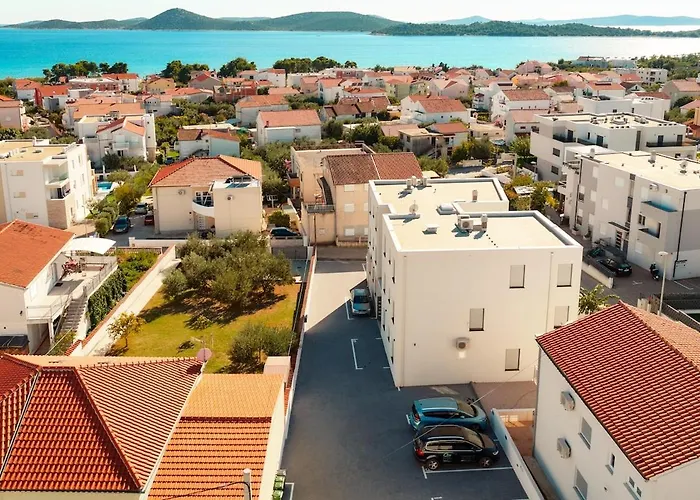 Sea & Sky - Boutique Sea View With Large Terrace Apartment *