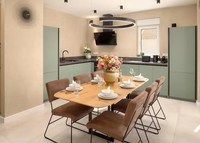 Sea & Sky - Boutique Sea View With Large Terrace