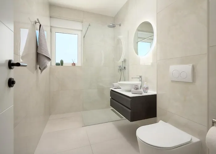 Sea & Sky - Boutique Sea View Apartment With Large Terrace アパート *