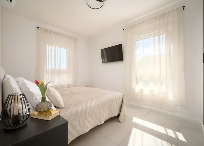 Sea & Sky - Boutique Sea View With Large Terrace * Vodice